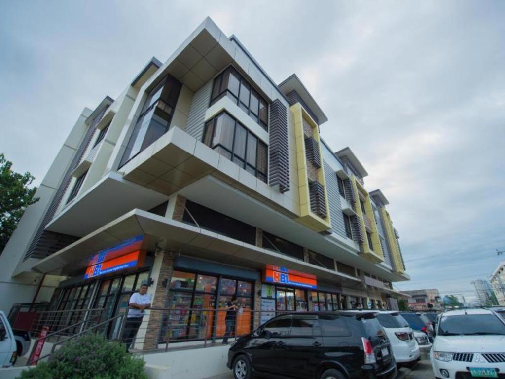 Infinity Suites Davao City Eksteriør bilde