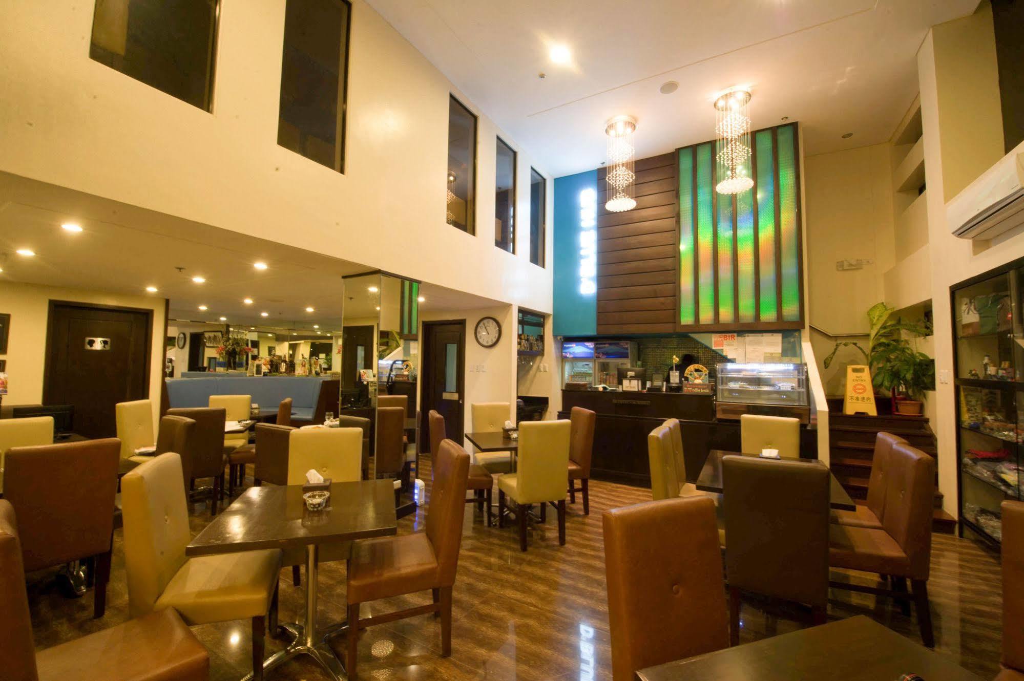 Infinity Suites Davao City Eksteriør bilde