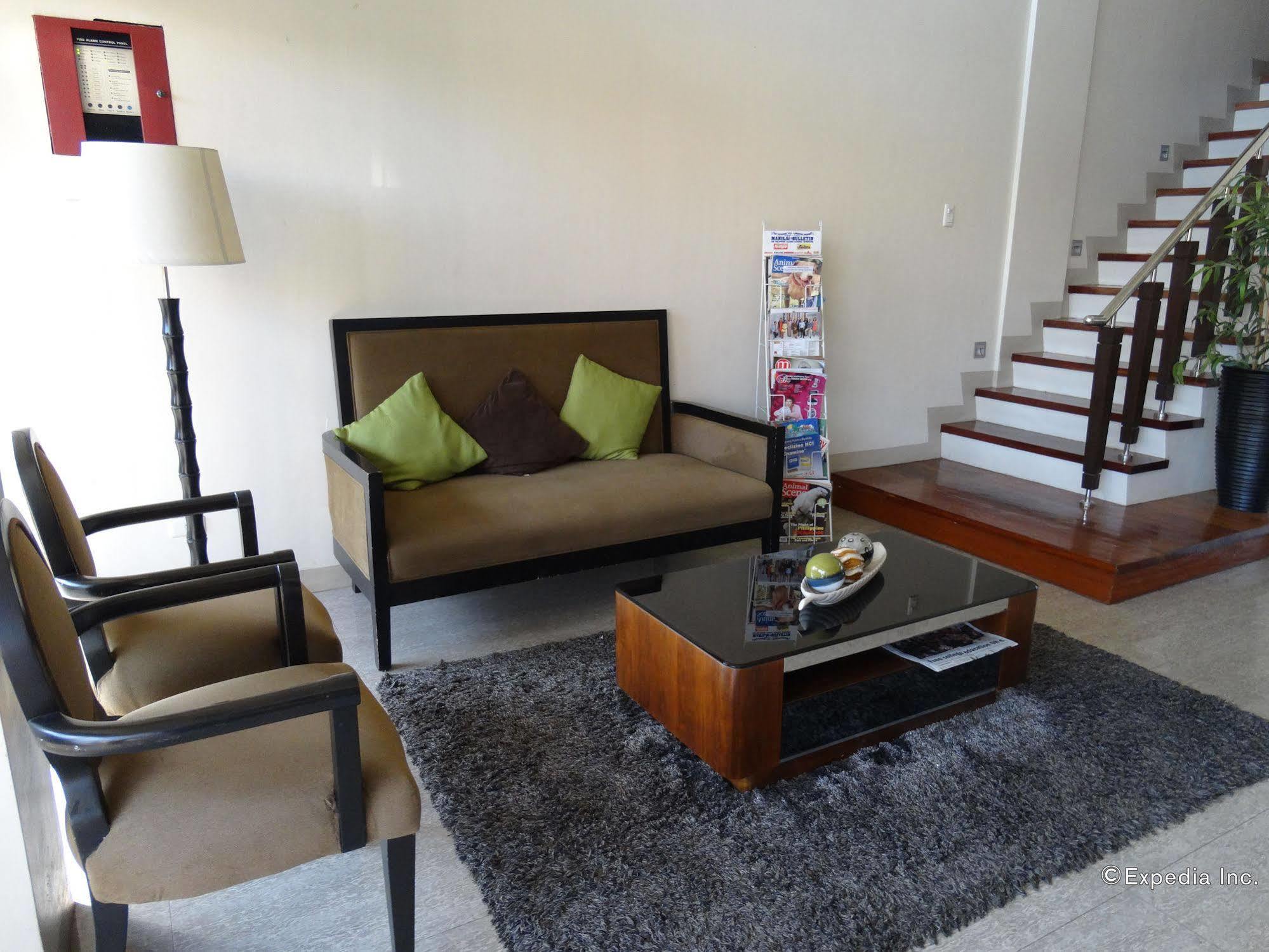 Infinity Suites Davao City Eksteriør bilde