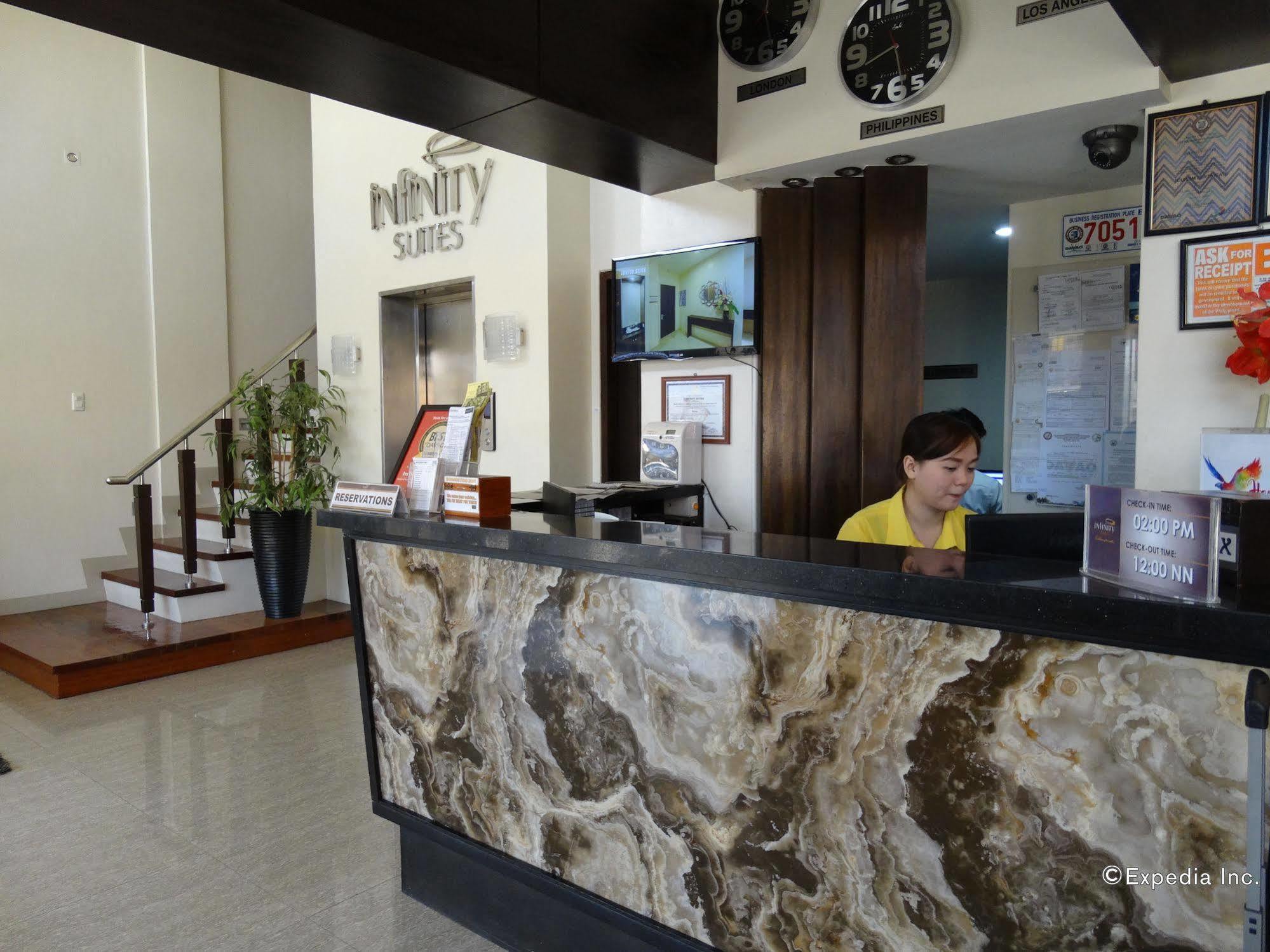 Infinity Suites Davao City Eksteriør bilde