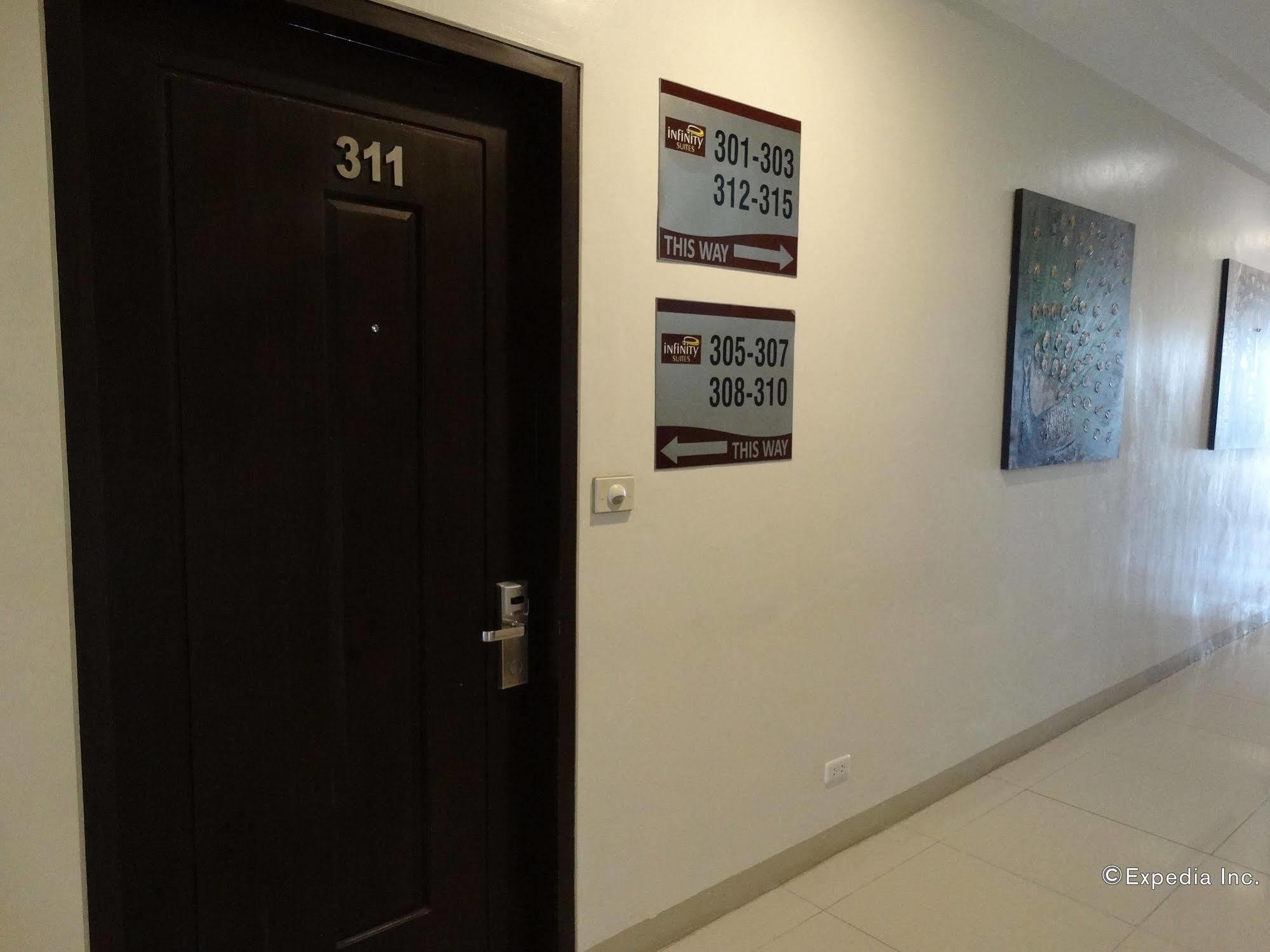 Infinity Suites Davao City Eksteriør bilde
